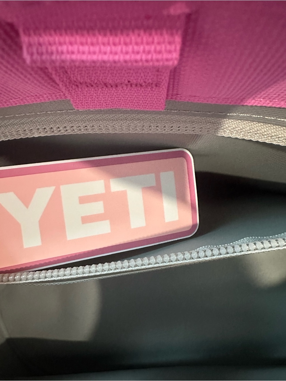 Yeti Camino 35 Pink - Picture 4 of 11